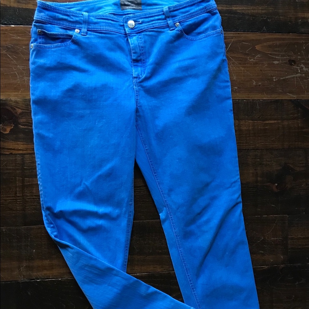 “So slimming” Denim pants from Chico’s
